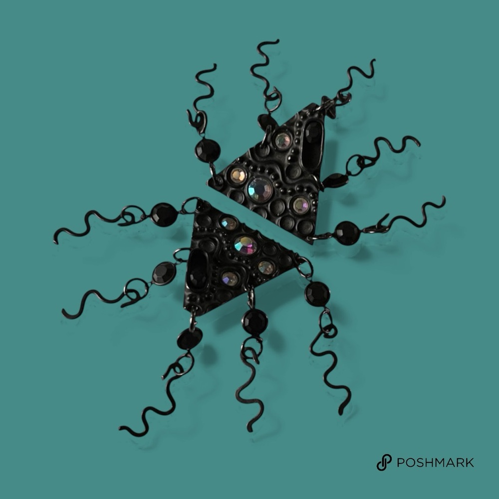 💖 Vintage Sorrelli Crystal Clip-On Earrings 💖